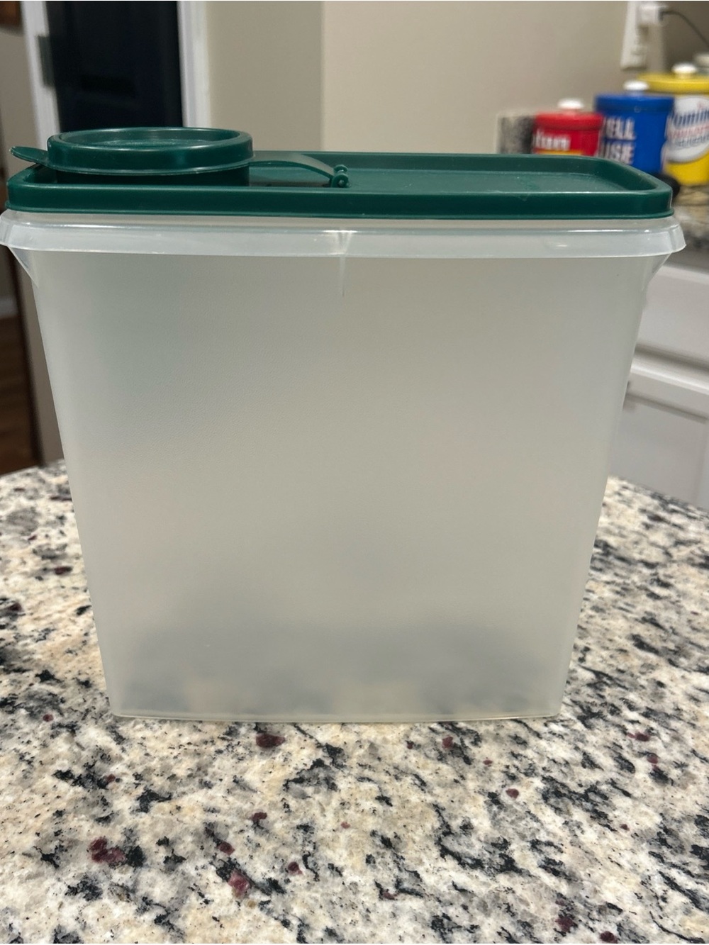 Tupperware Rectangular Plastic cereal keeper w/ Green Snap Lid, #469